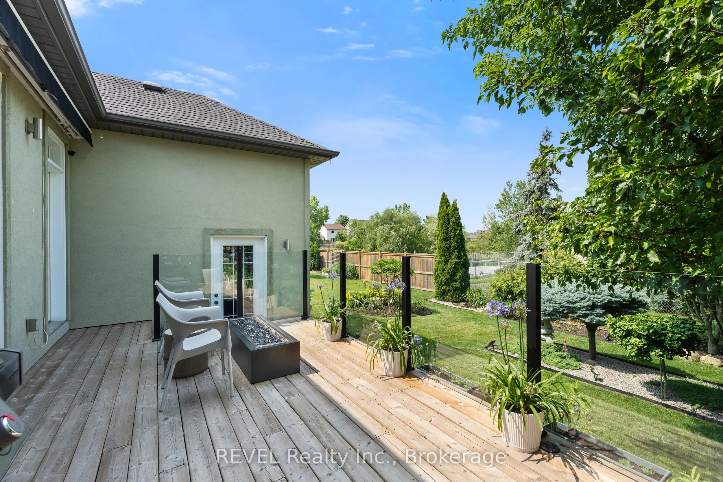 34 Raiana Drive