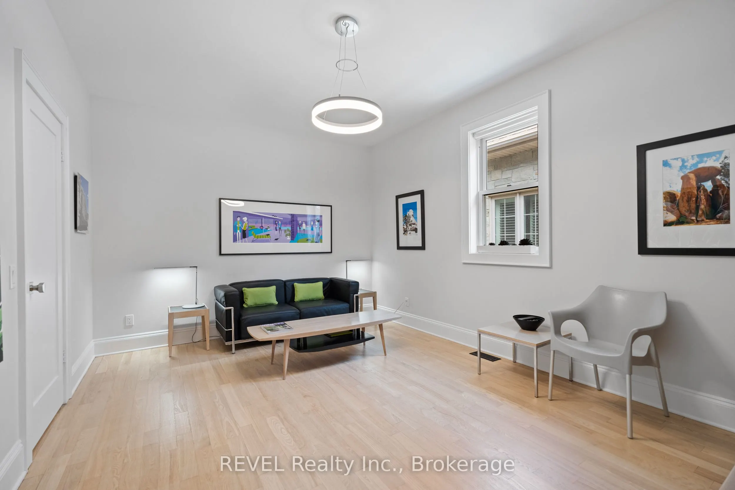 34 Raiana Drive