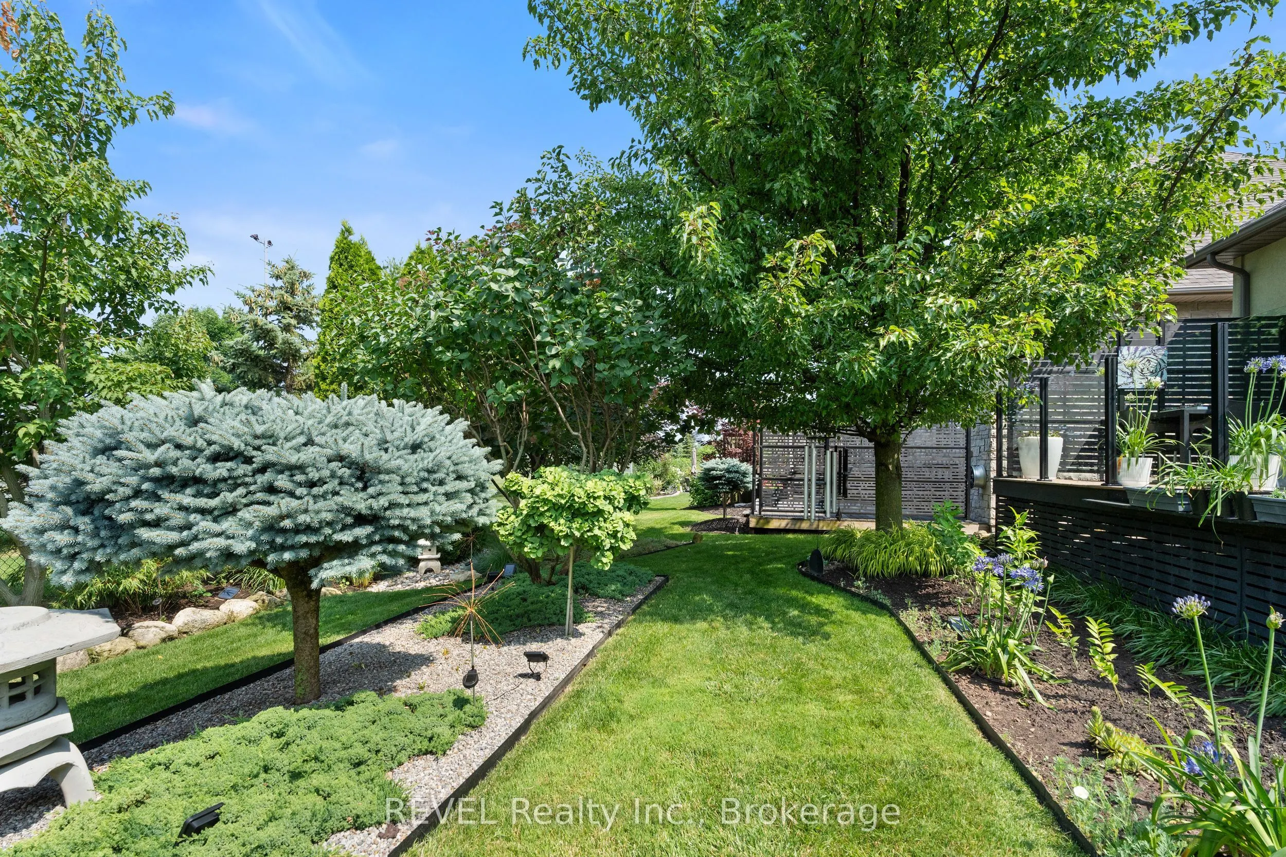 34 Raiana Drive
