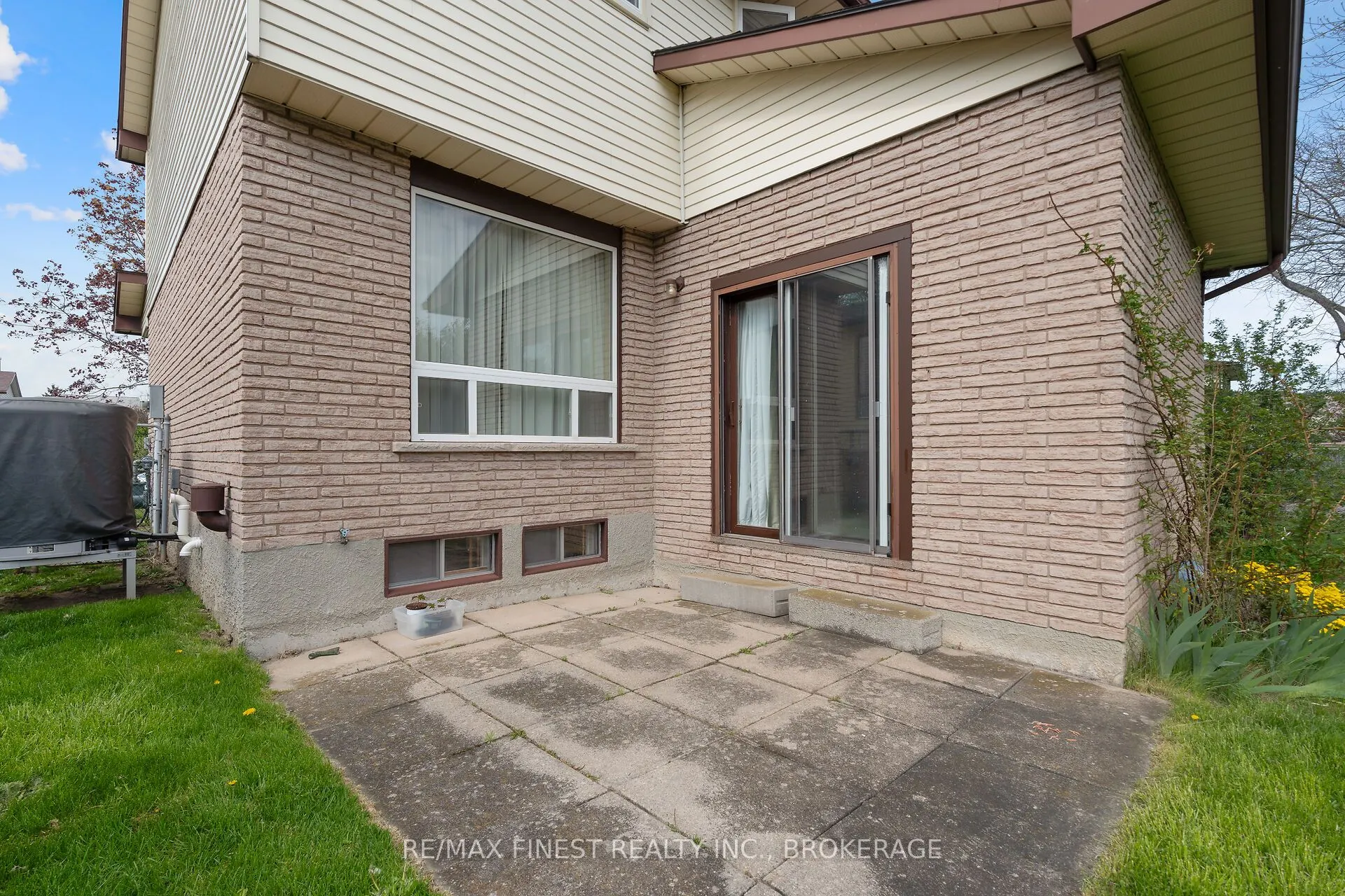 32 Bonny Lane