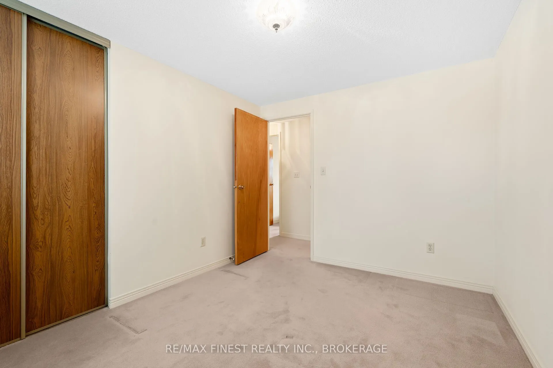 32 Bonny Lane