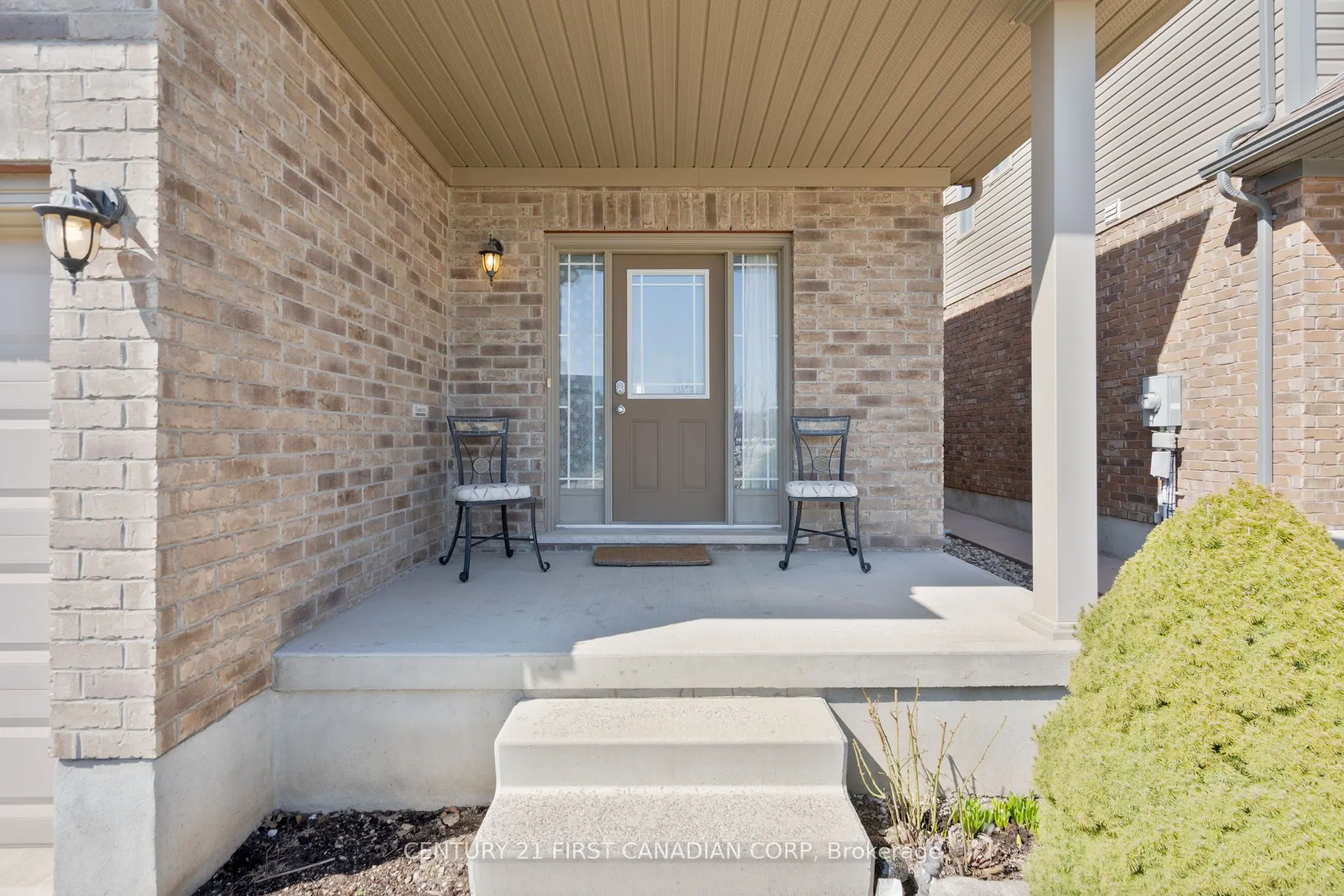 494 BLACKACRES Boulevard