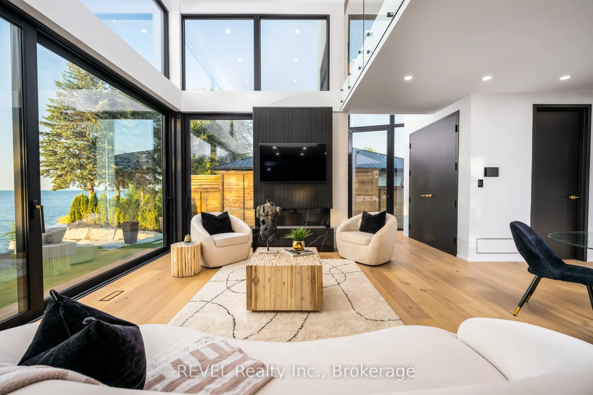 6 Firelane 11a Street