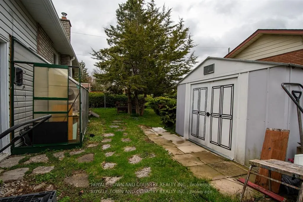 27 Hillside Drive