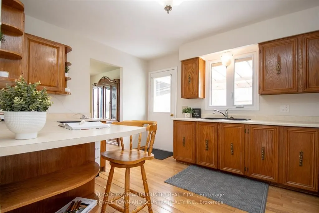 27 Hillside Drive