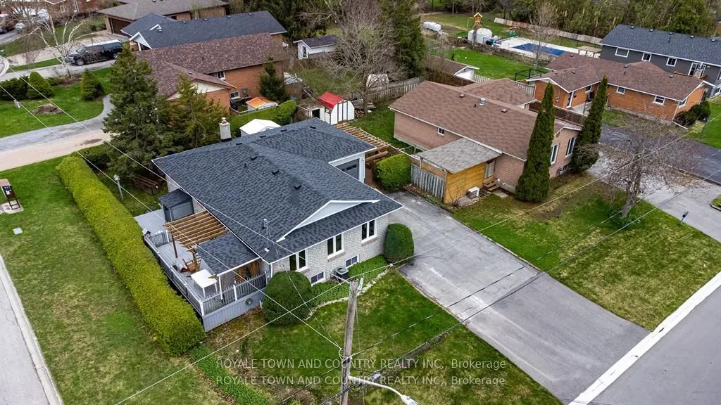 27 Hillside Drive