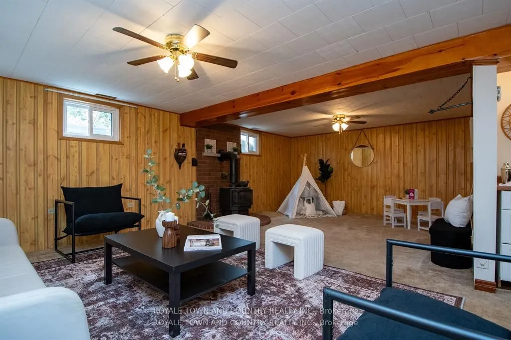 27 Hillside Drive