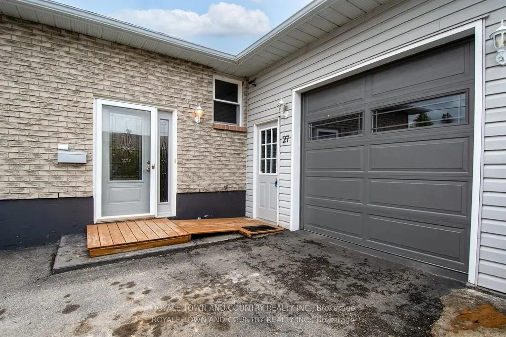 27 Hillside Drive