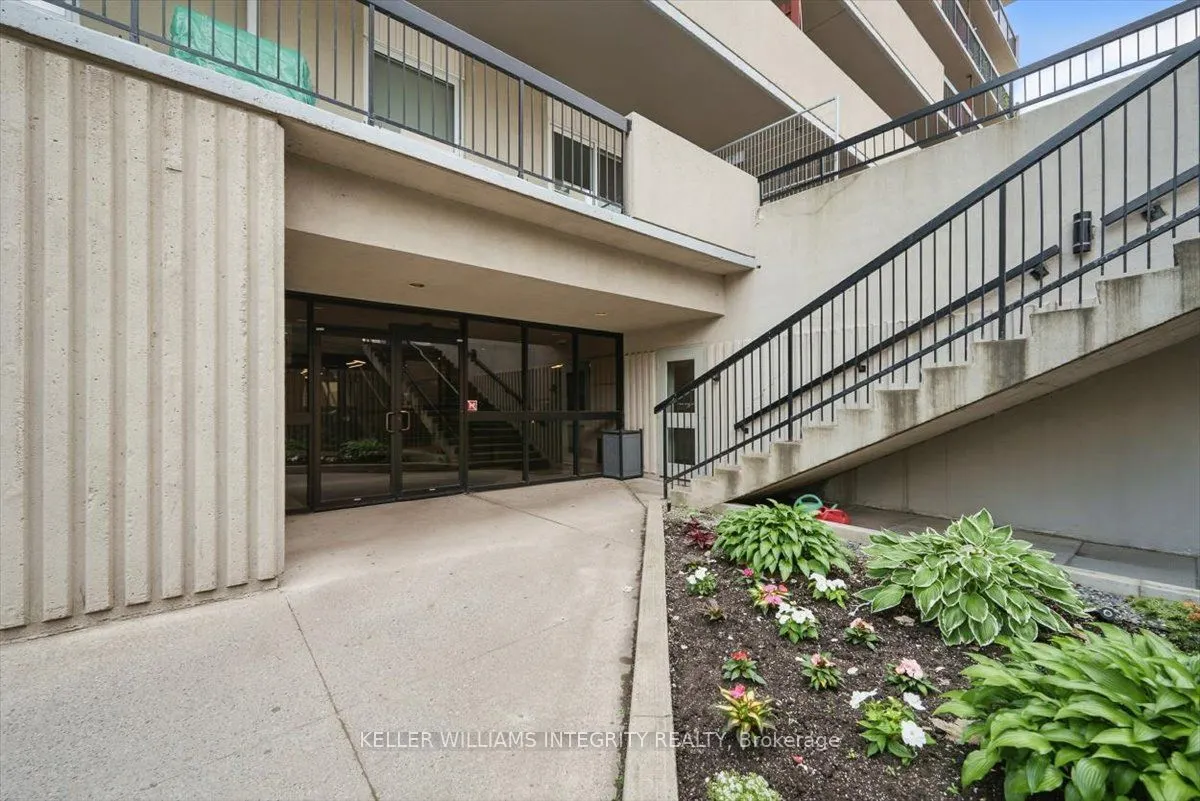 158C McArthur Avenue, #1804