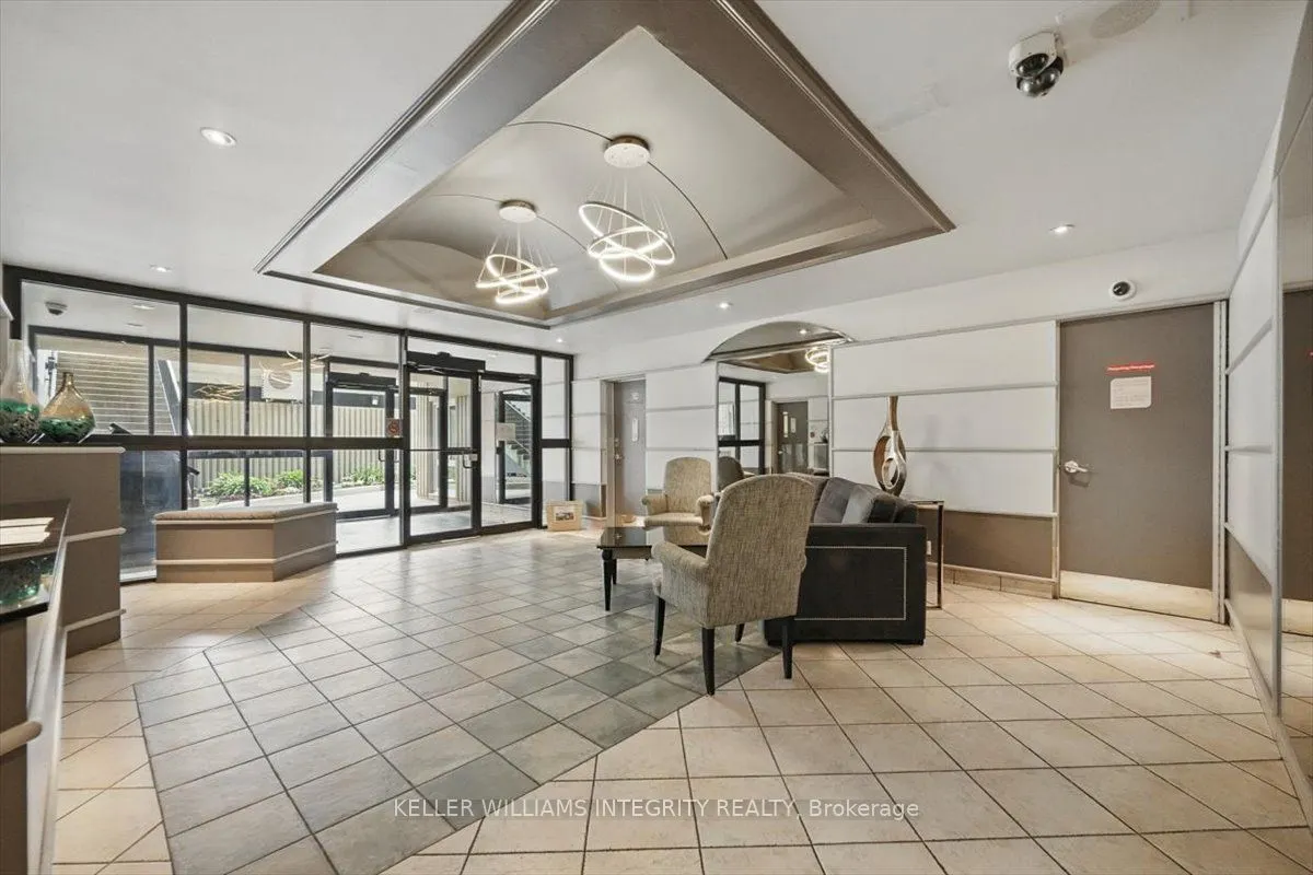 158C McArthur Avenue, #1804