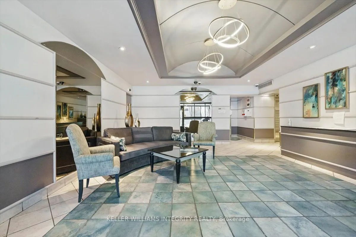 158C McArthur Avenue, #1804