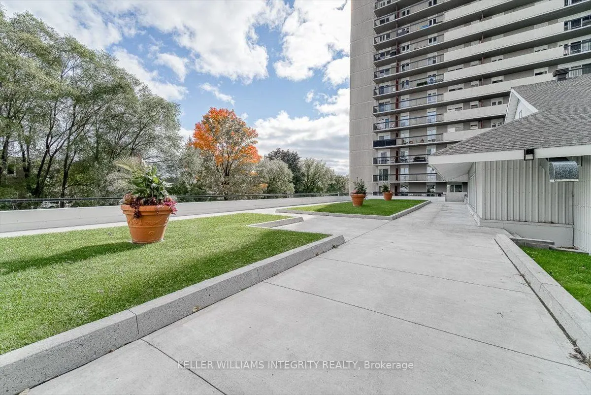 158C McArthur Avenue, #1804