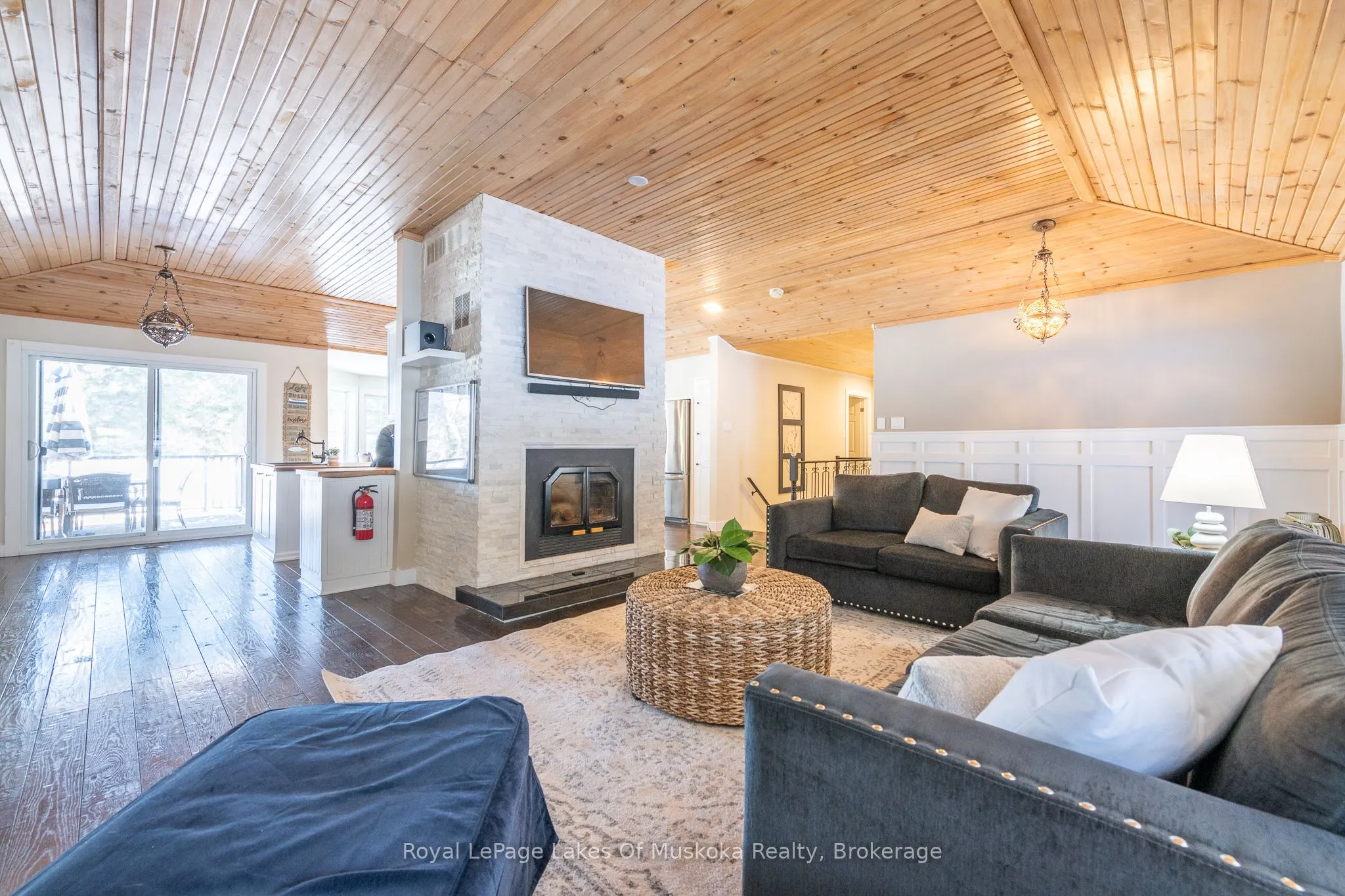 1420 Limberlost Road