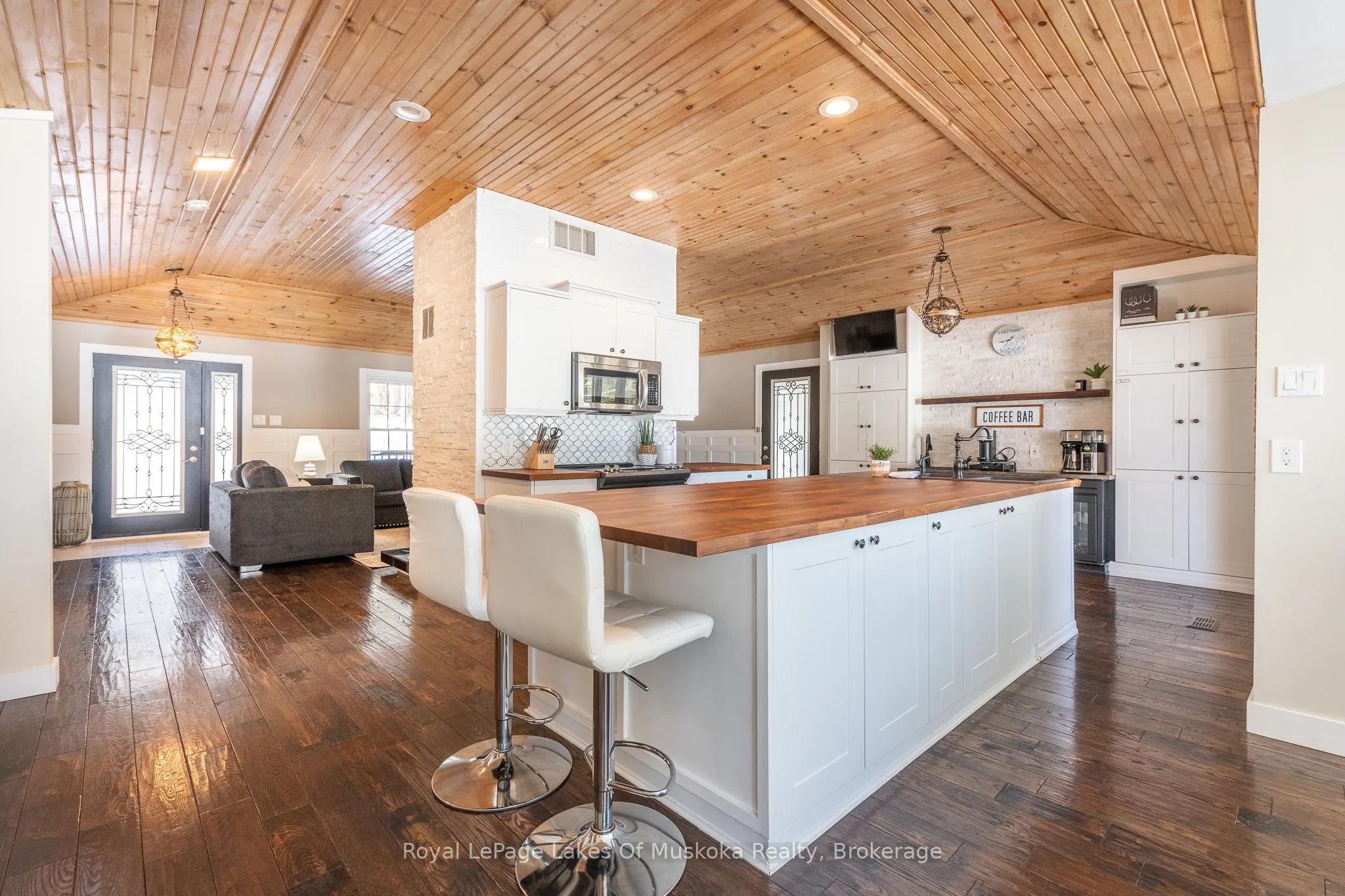 1420 Limberlost Road