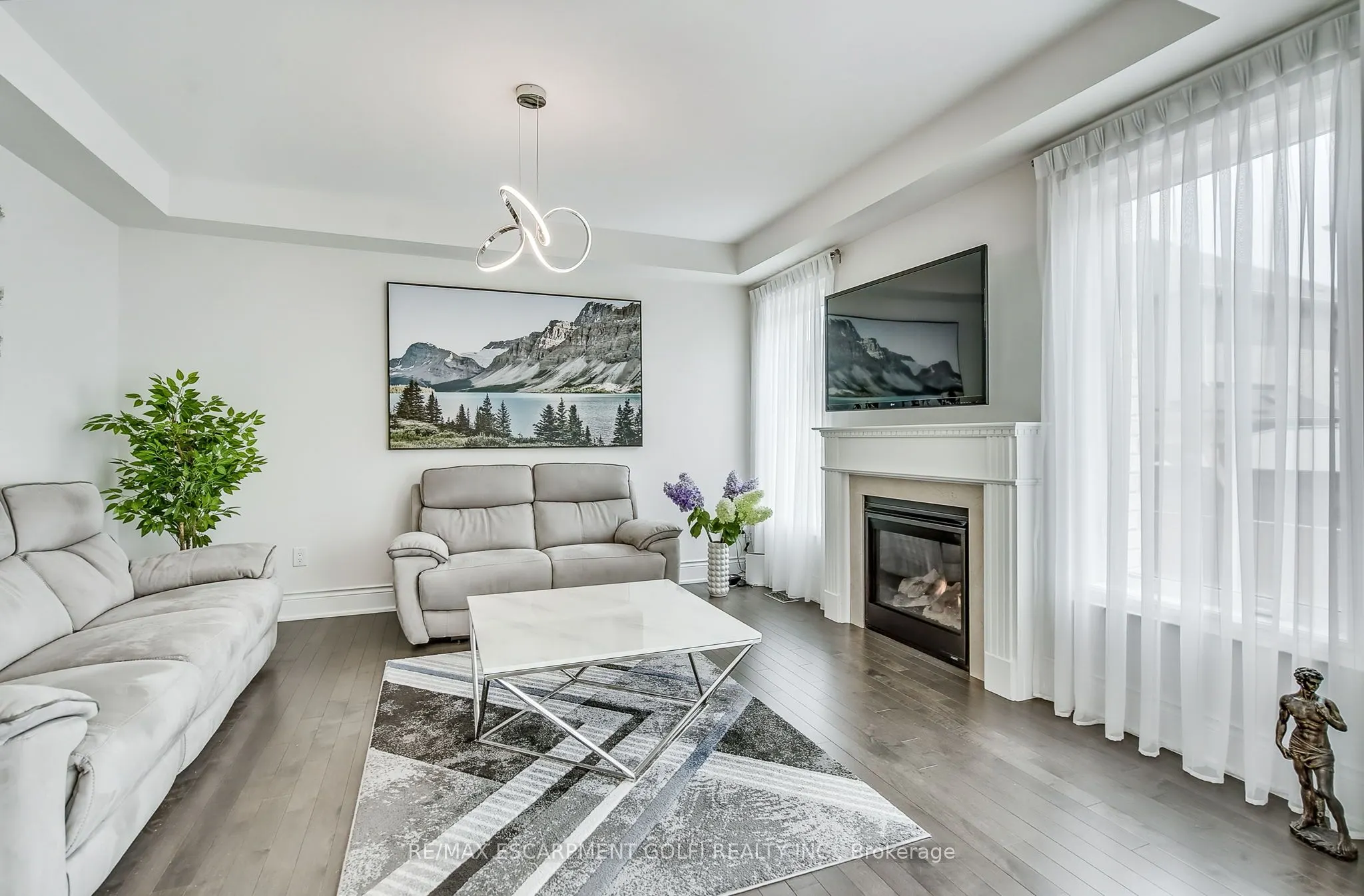 39 Avanti Crescent