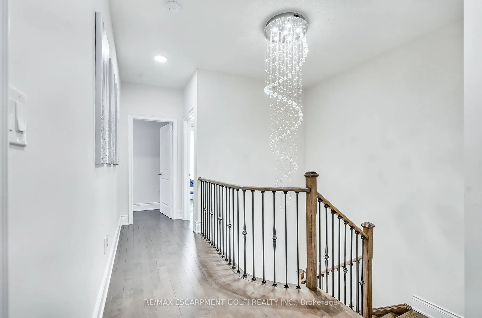 39 Avanti Crescent