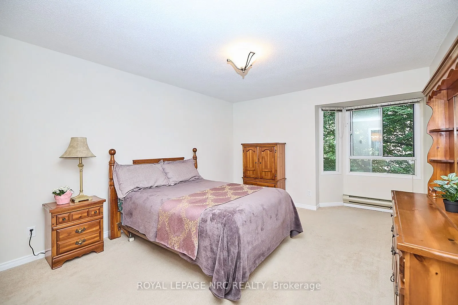 5 NIAGARA Street, #201