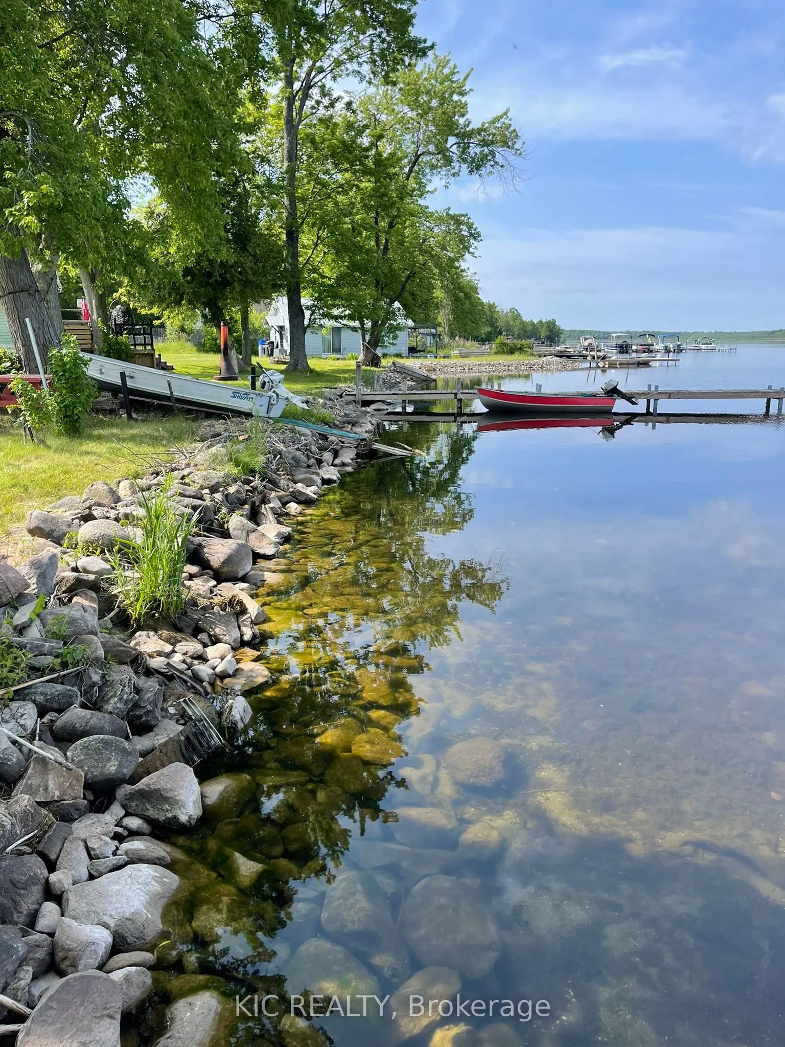 22  #15 LAKE Road