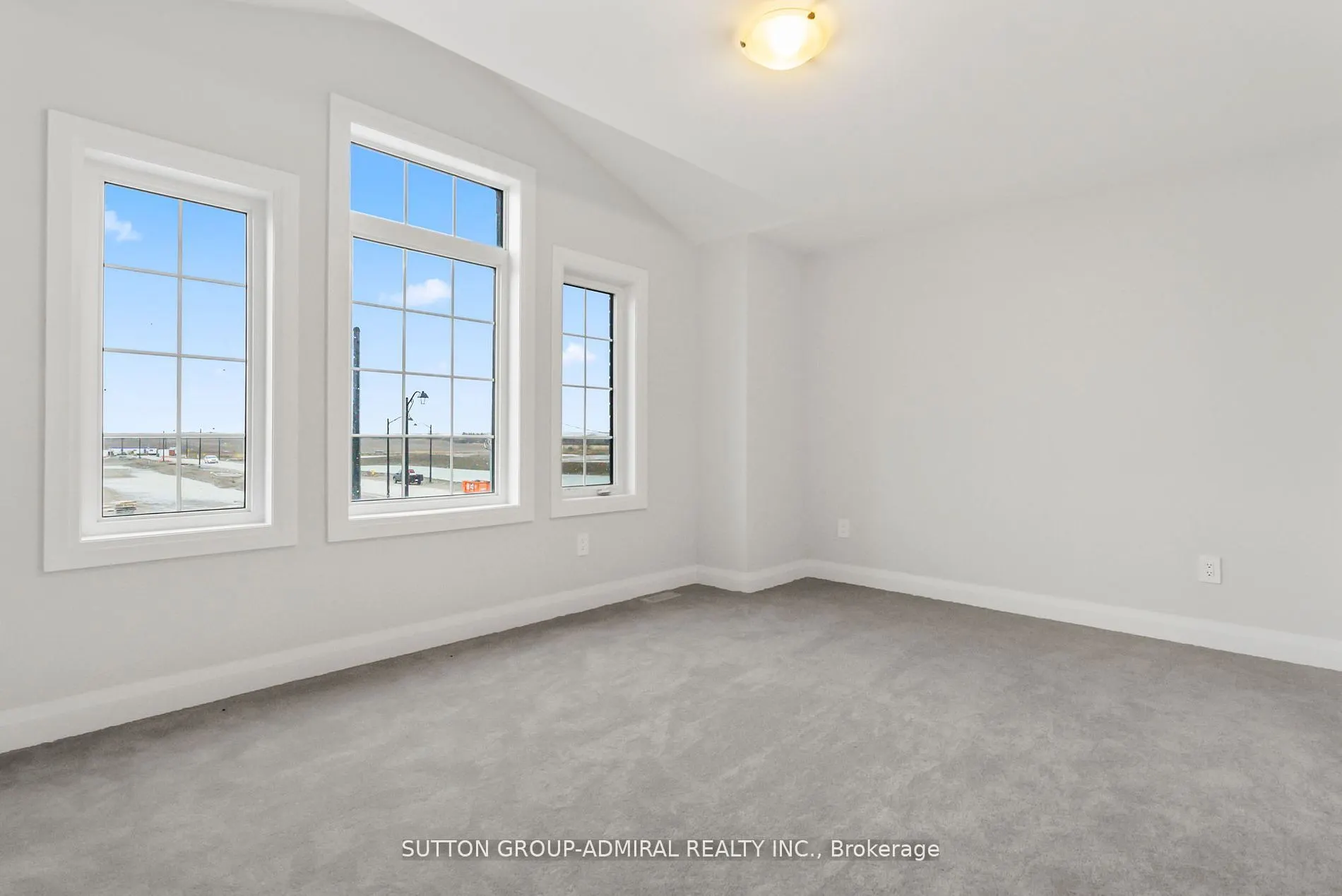 32 Mckay Avenue