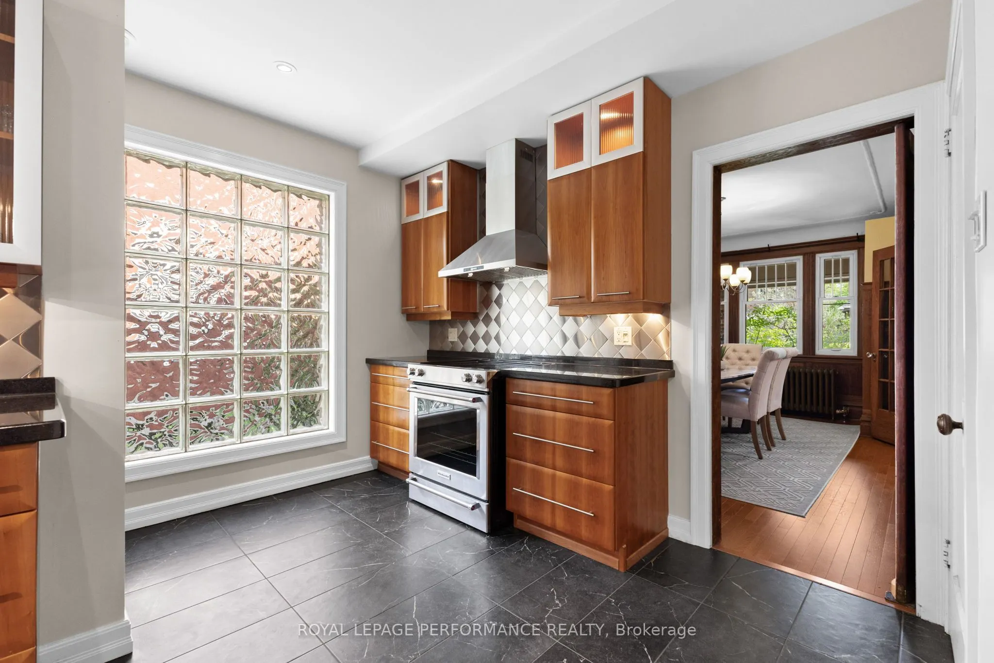 345 Third Avenue