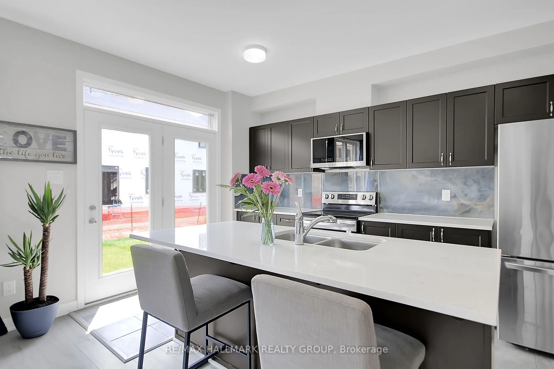 676 Quilter Row