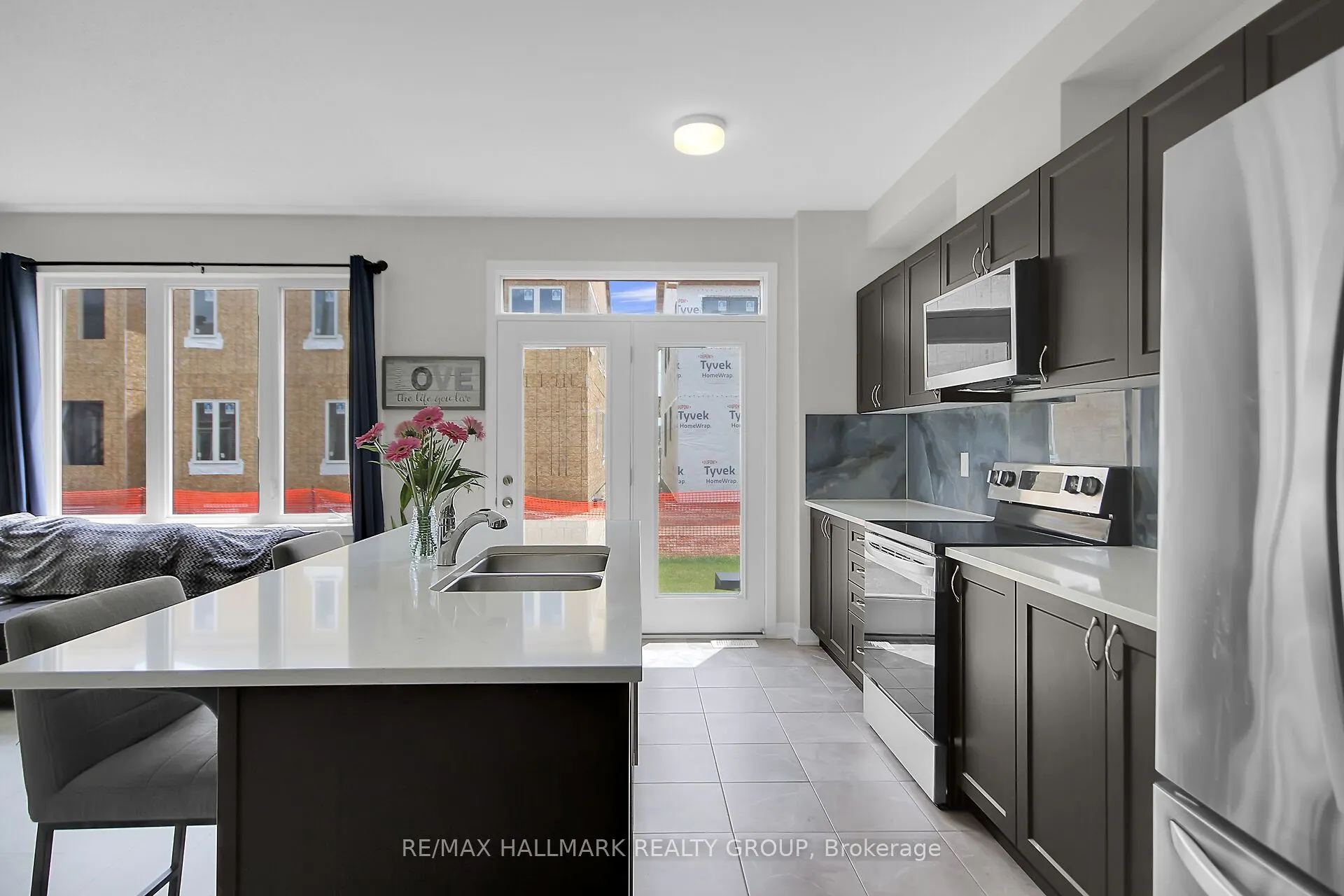 676 Quilter Row