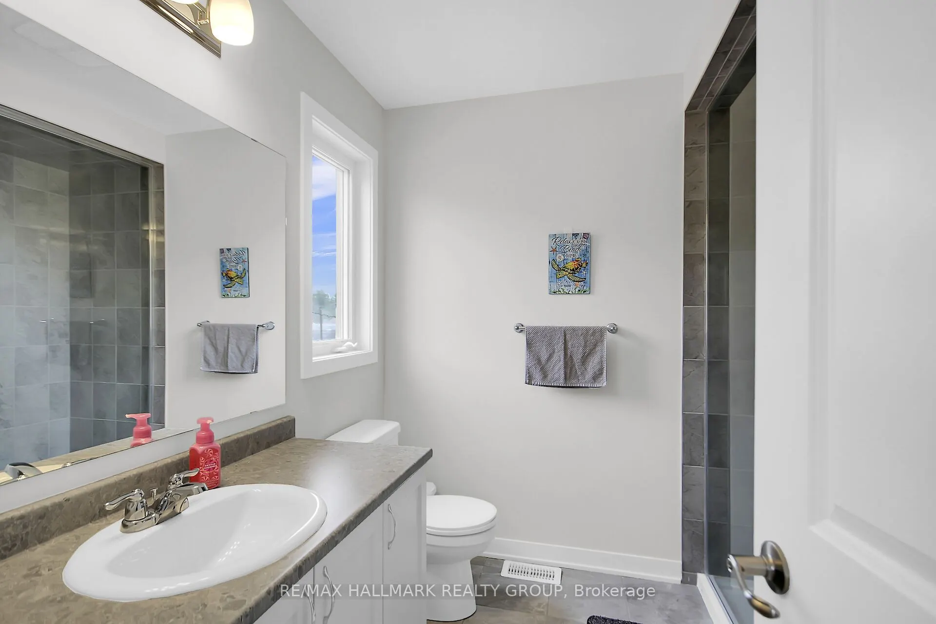 676 Quilter Row