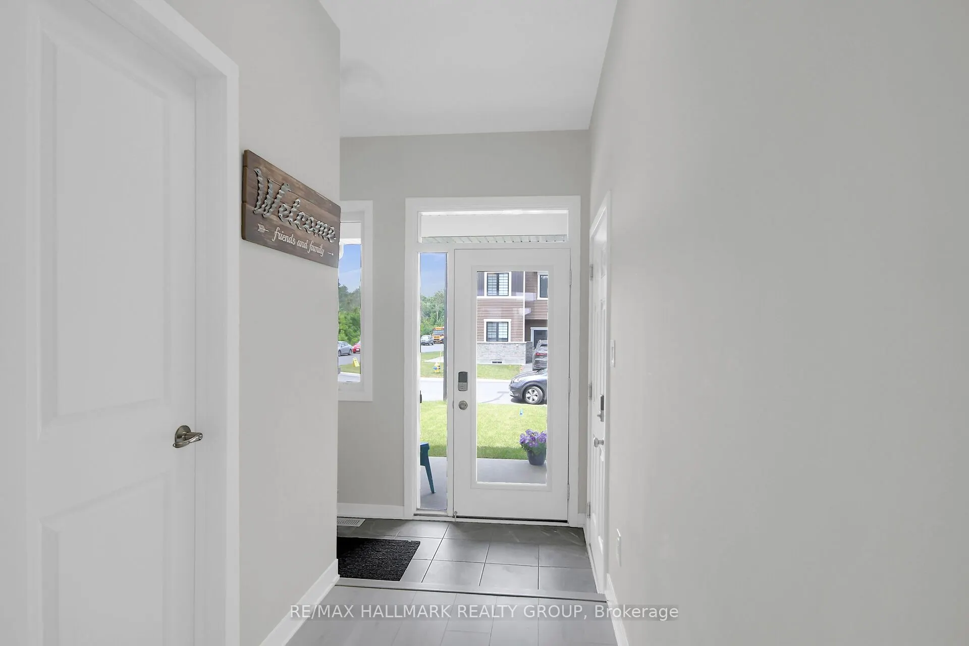 676 Quilter Row