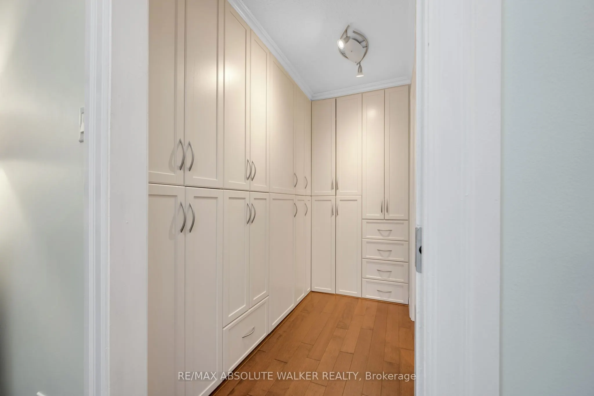 160 George Street, #1605