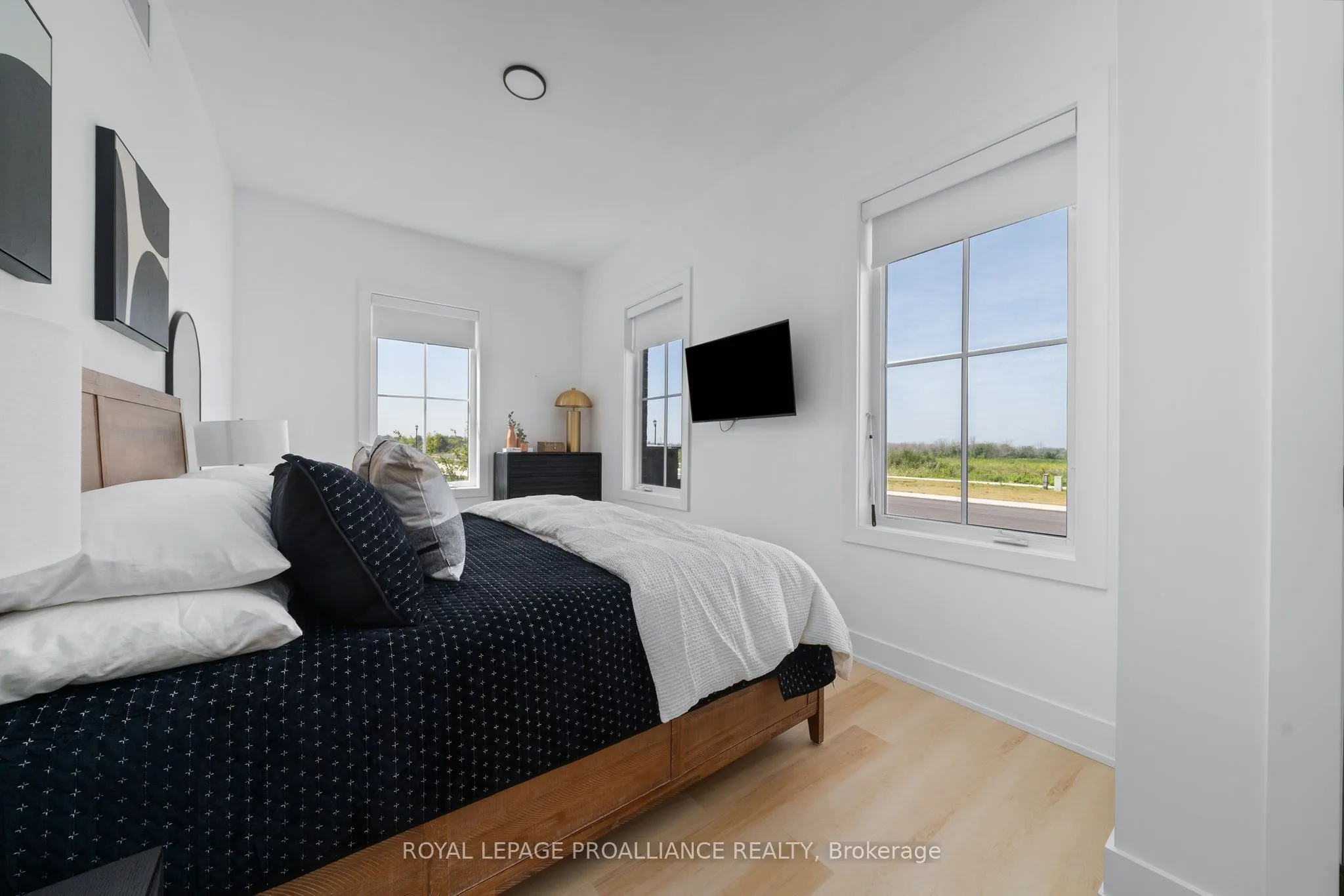 941 Charles Wilson Parkway, #101