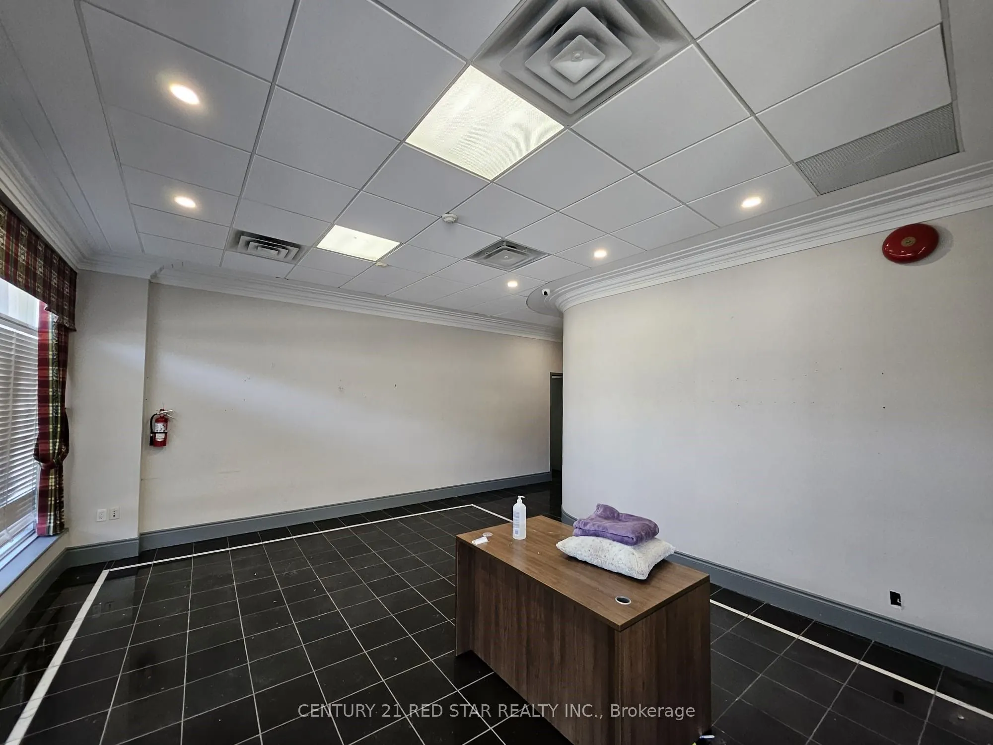 630 Main Street E, #1