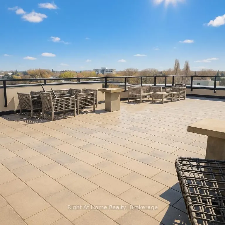 5055 Greenlane Road, #416