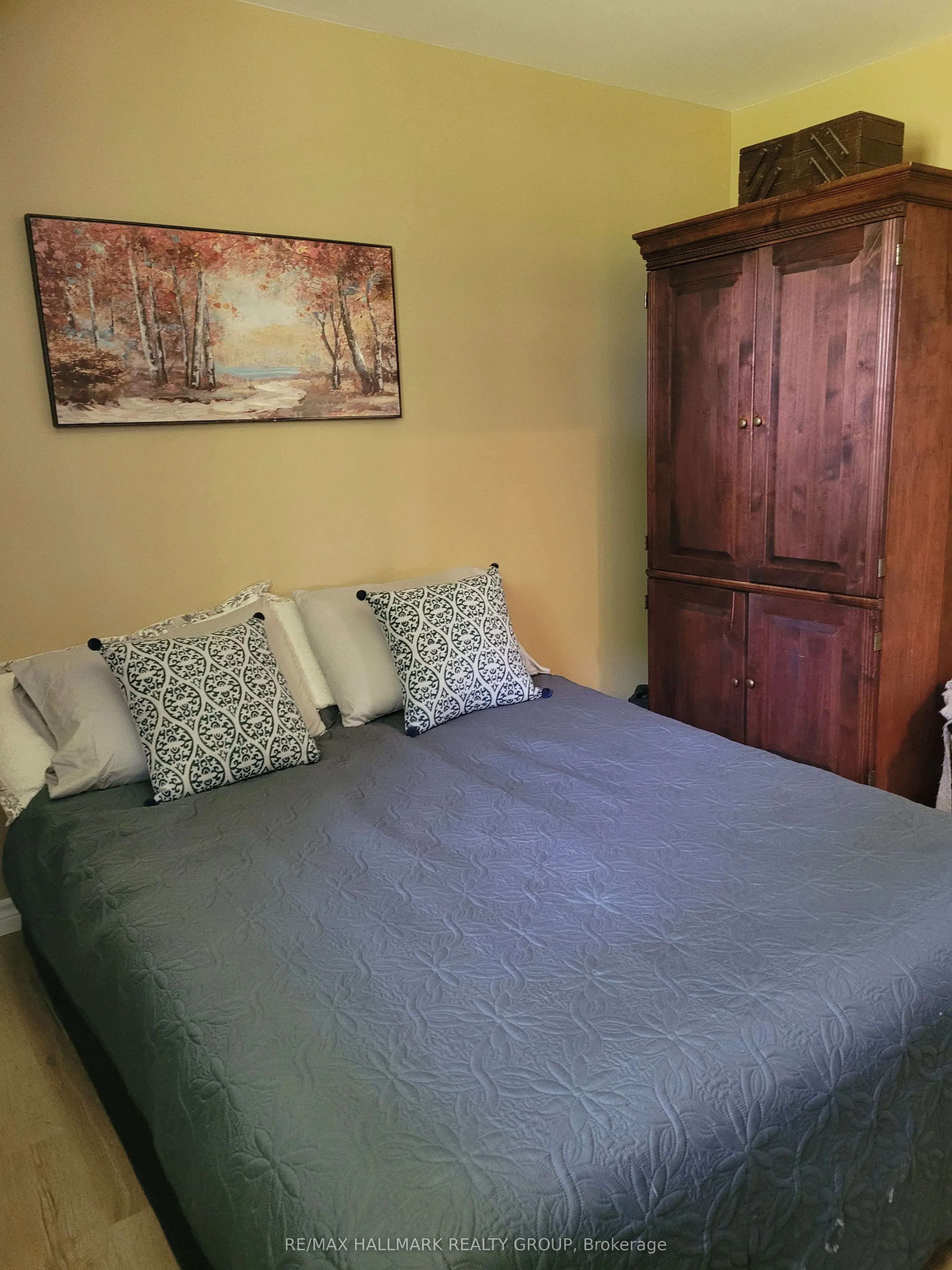 1352 County 43 Road Highway W