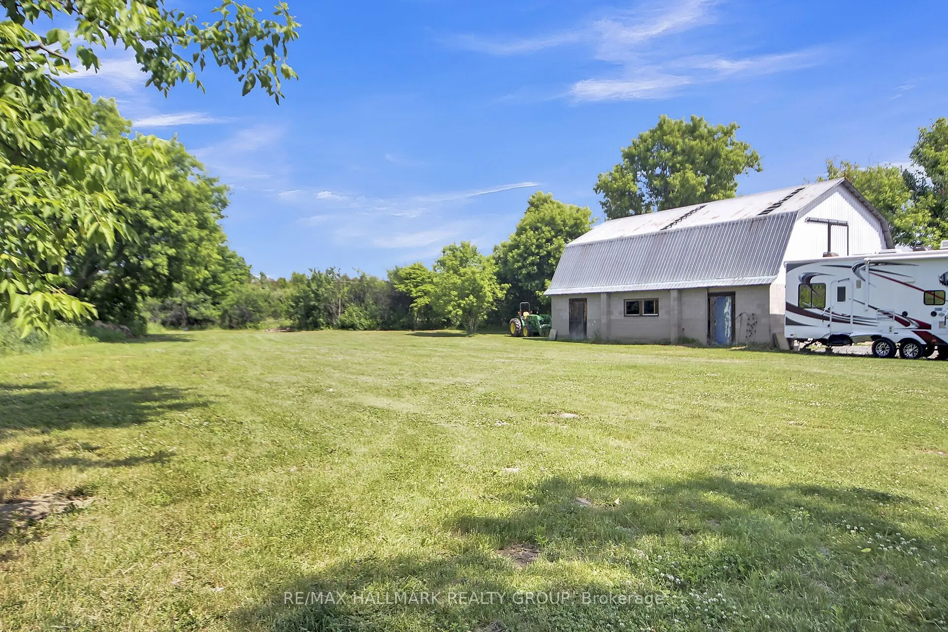 1352 County 43 Road Highway W