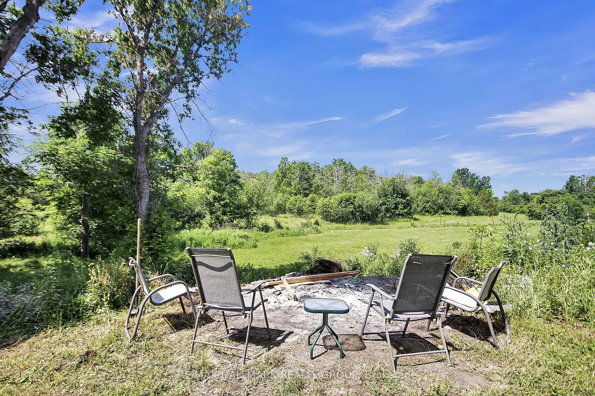 1352 County 43 Road Highway W