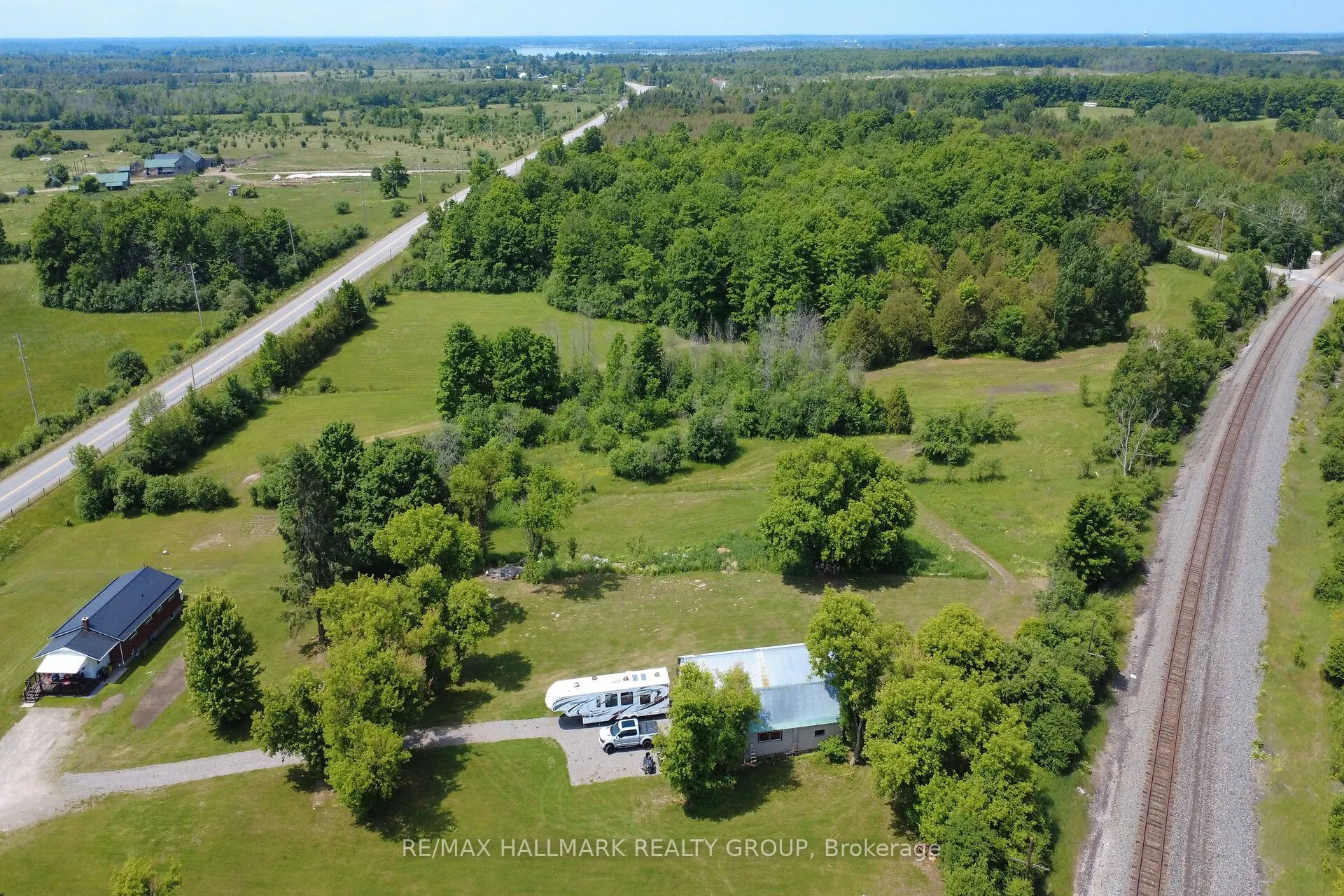 1352 County 43 Road Highway W