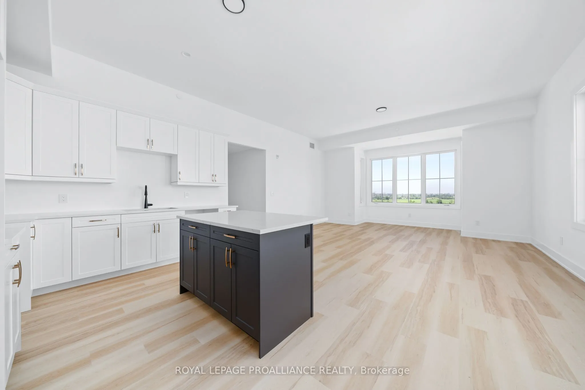 941 Charles Wilson Parkway, #201