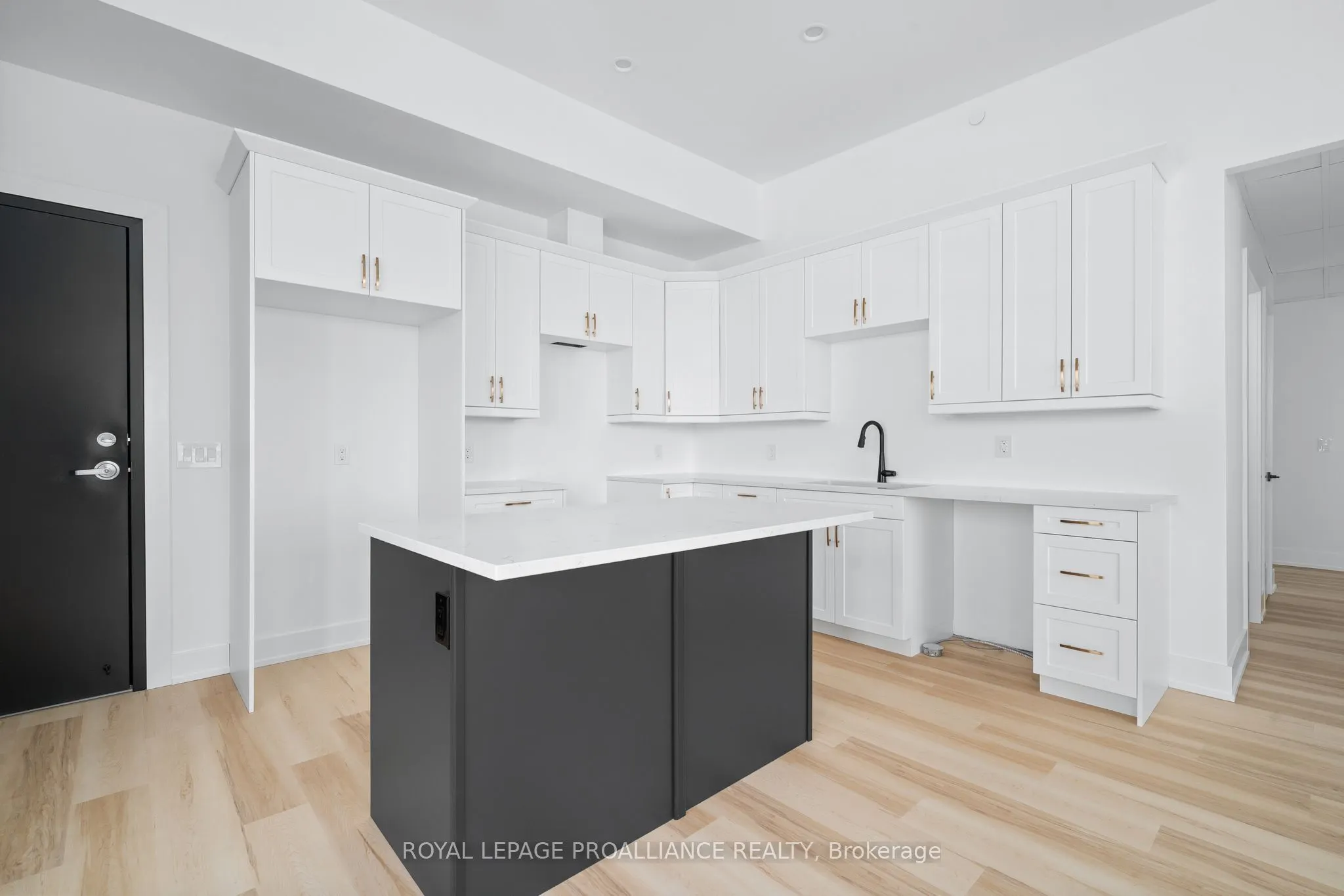941 Charles Wilson Parkway, #201