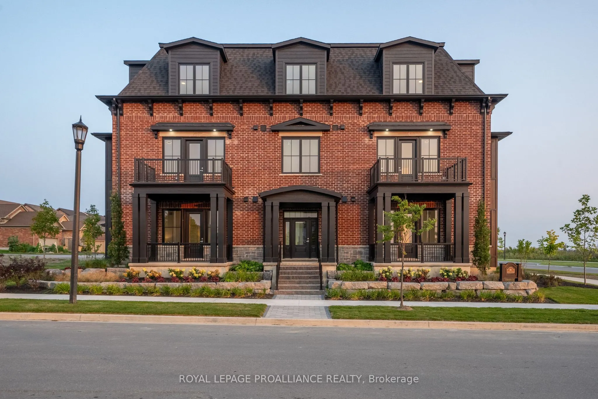941 Charles Wilson Parkway, #202