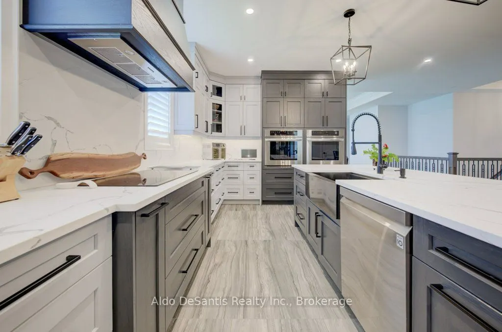 1211 Woodburn Road
