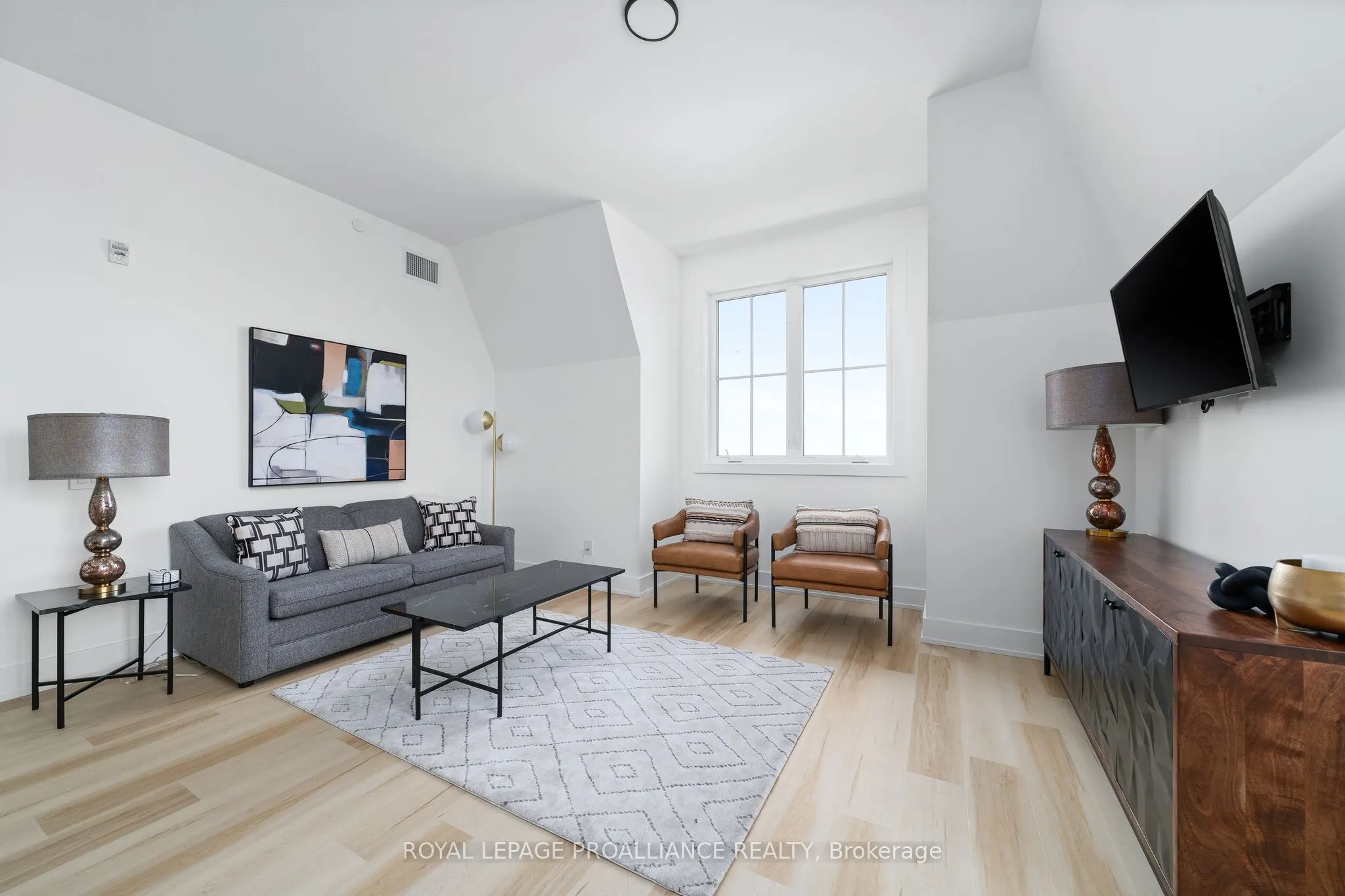 941 Charles Wilson Parkway, #301