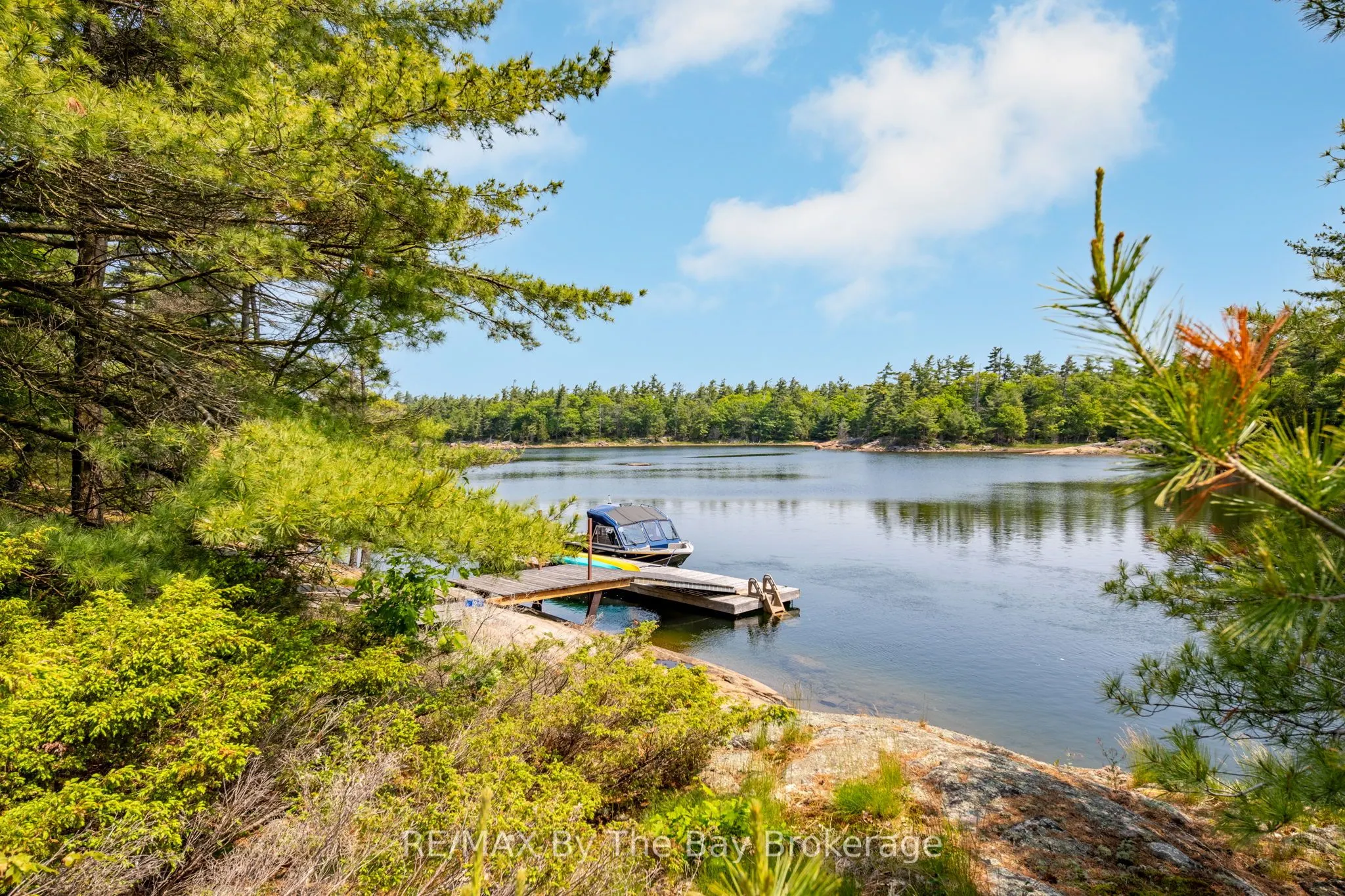 12 Is 3900 Georgian Bay