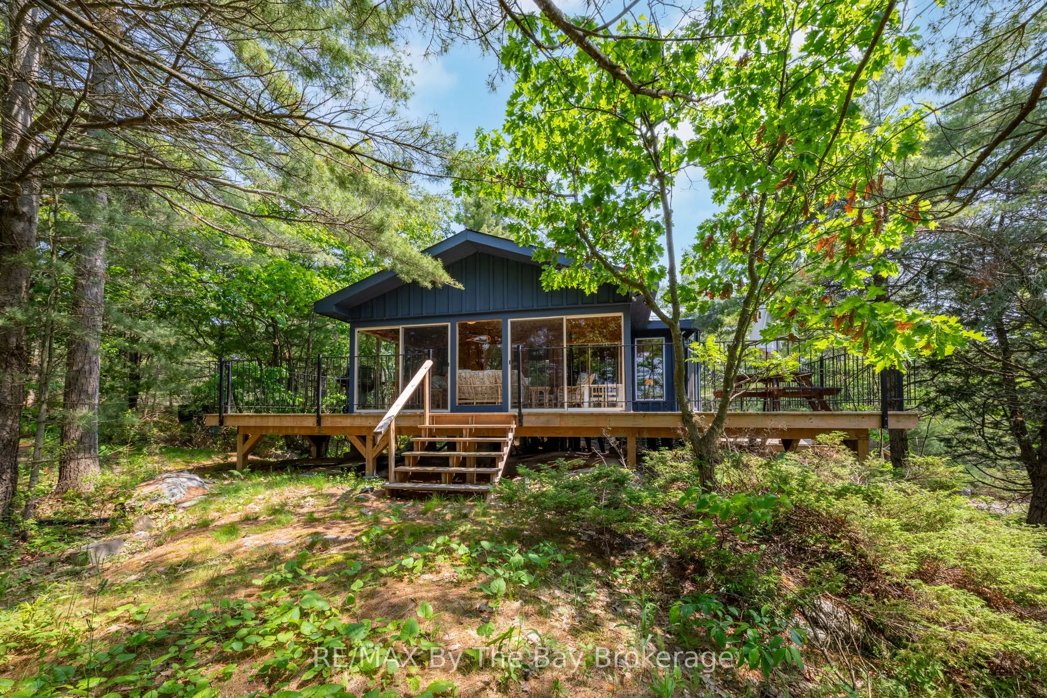 12 Is 3900 Georgian Bay