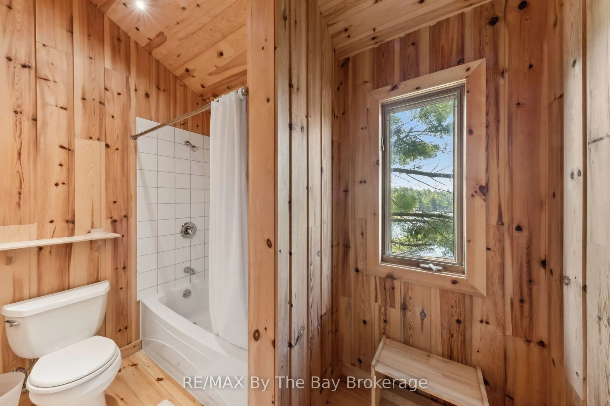 12 Is 3900 Georgian Bay