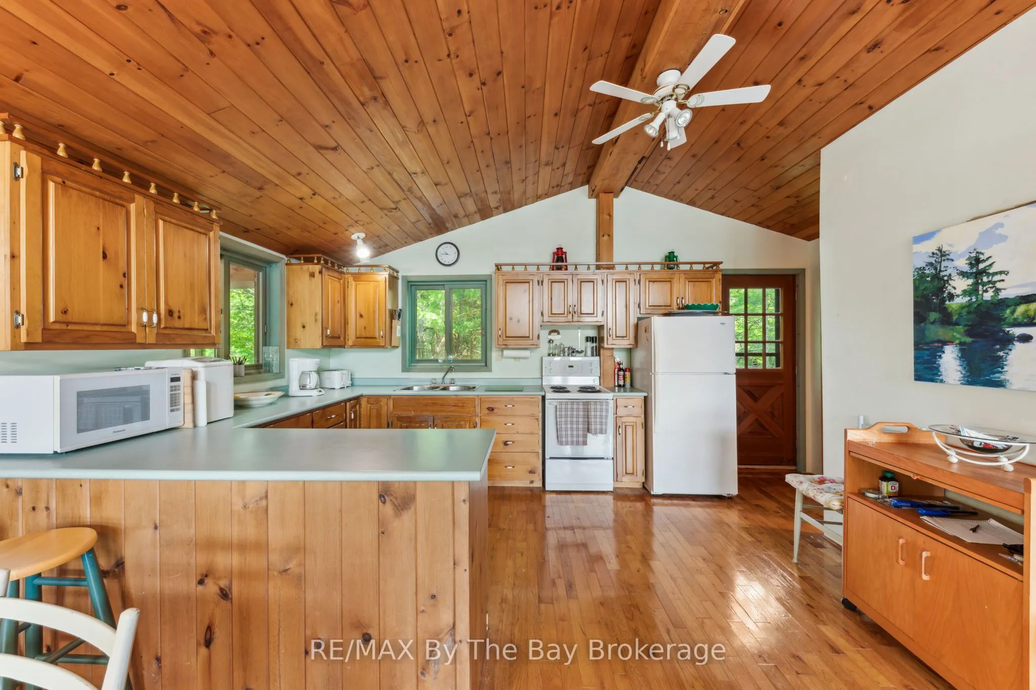 12 Is 3900 Georgian Bay