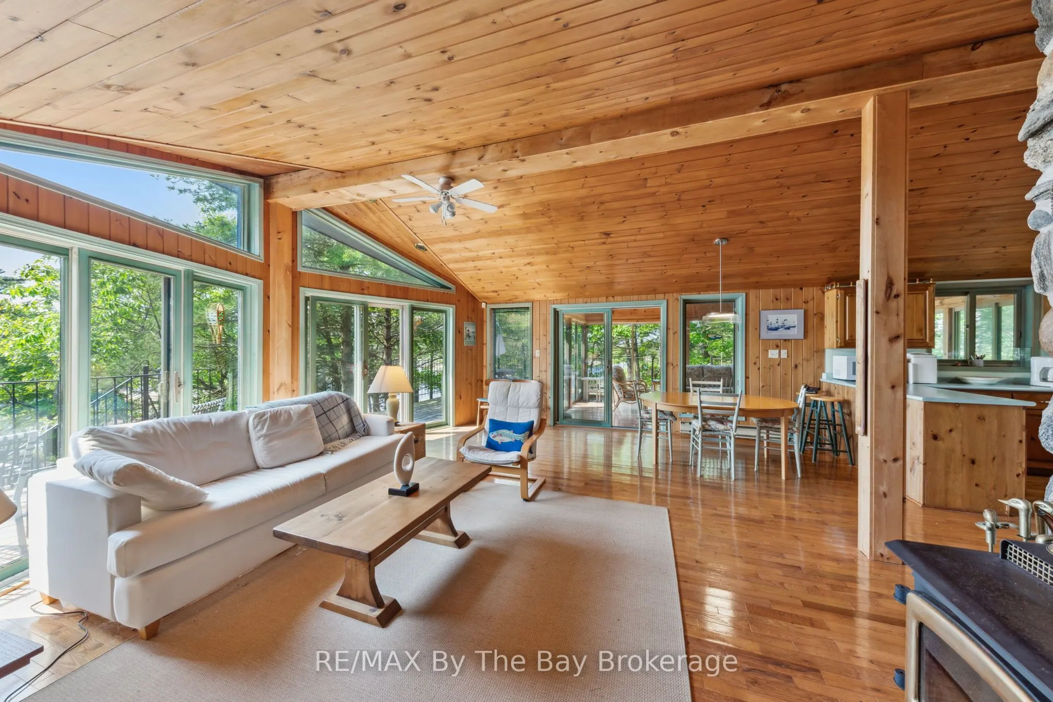 12 Is 3900 Georgian Bay