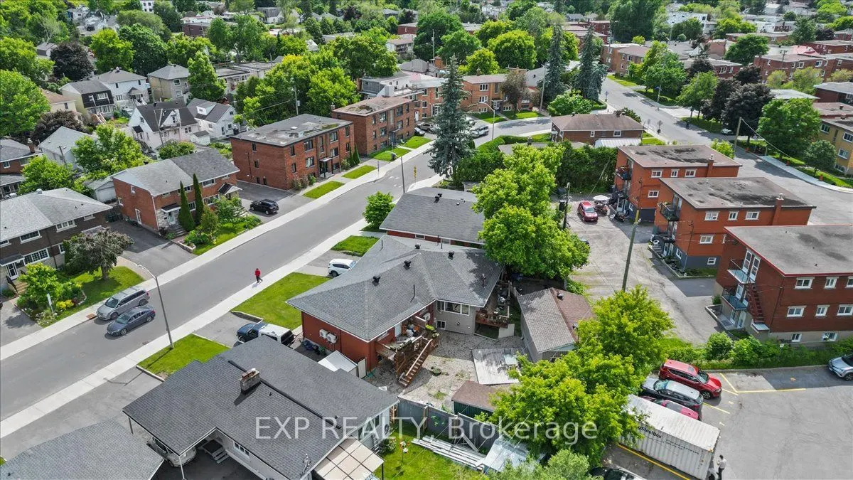 215 Lavergne Street