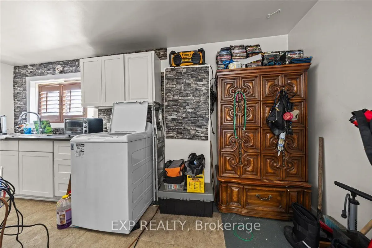 215 Lavergne Street