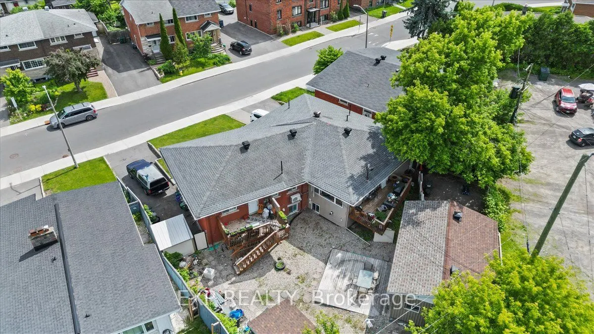 215 Lavergne Street