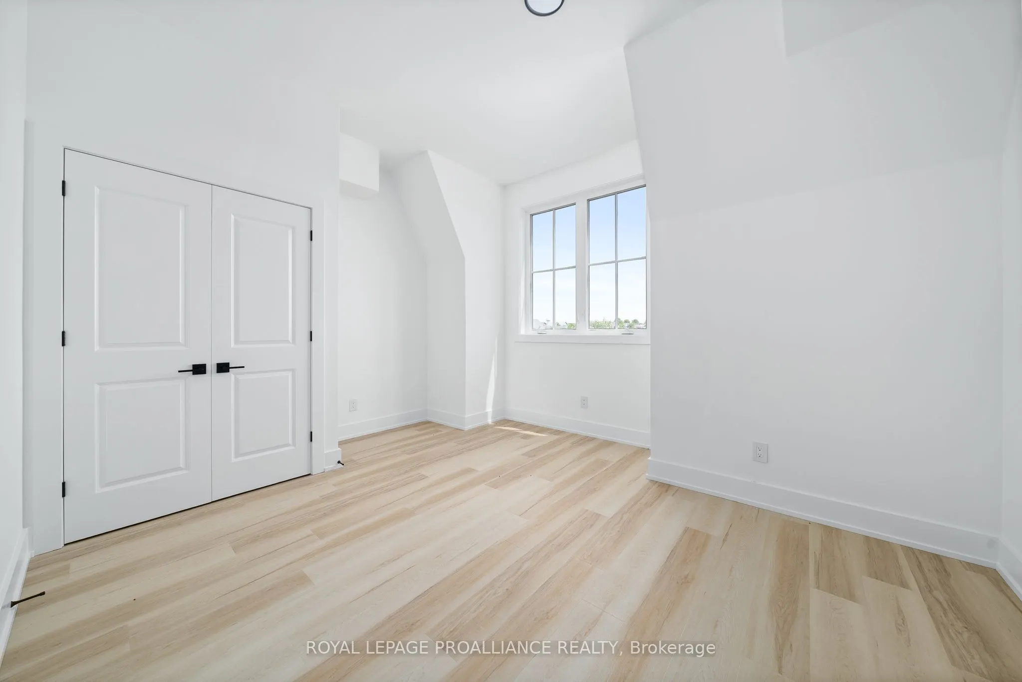 941 Charles Wilson Parkway, #302